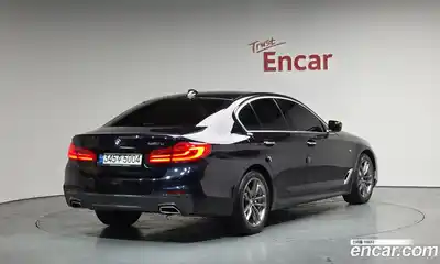 BMW 5-Series 2018 2.0 Автомат в Москве № 591771, миниатюра 2