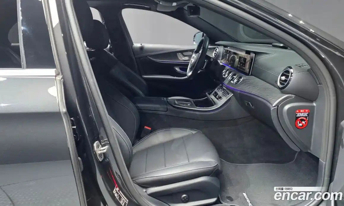 Mercedes-Benz E-Class 2022 2.0 Автомат в Москве № 592436, фото 11