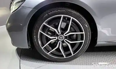 Mercedes-Benz E-Class 2017 1.9 Автомат в Москве № 592784, миниатюра 5