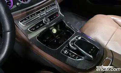 Mercedes-Benz E-Class 2017 1.9 Автомат в Москве № 592784, миниатюра 9