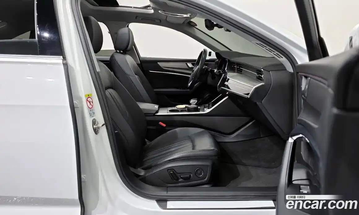 Audi A6 2023 2.0 Автомат в Москве № 592822, фото 10