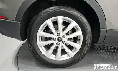 Audi Q3 2023 2.0 Автомат в Москве № 592823, миниатюра 5