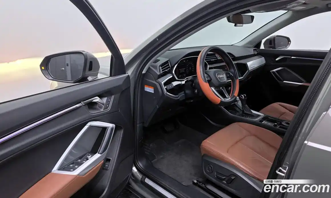 Audi Q3 2023 2.0 Автомат в Москве № 592823, фото 10