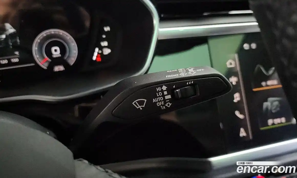 Audi Q3 2024 2.0 Автомат в Москве № 592878, фото 14