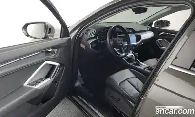 Audi Q3 2024 2.0 Автомат в Москве № 592878, миниатюра 10