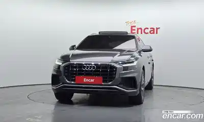 Audi Q8 2021 3.0 Автомат в Москве № 593031, миниатюра 3