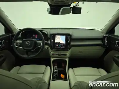 Volvo XC40 2024 2.0 Автомат в Москве № 593820, миниатюра 7