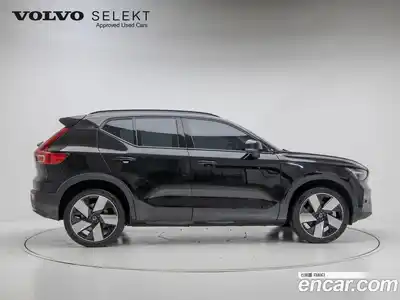 Volvo XC40 2024 0.2 Автомат в Москве № 593848, миниатюра 4