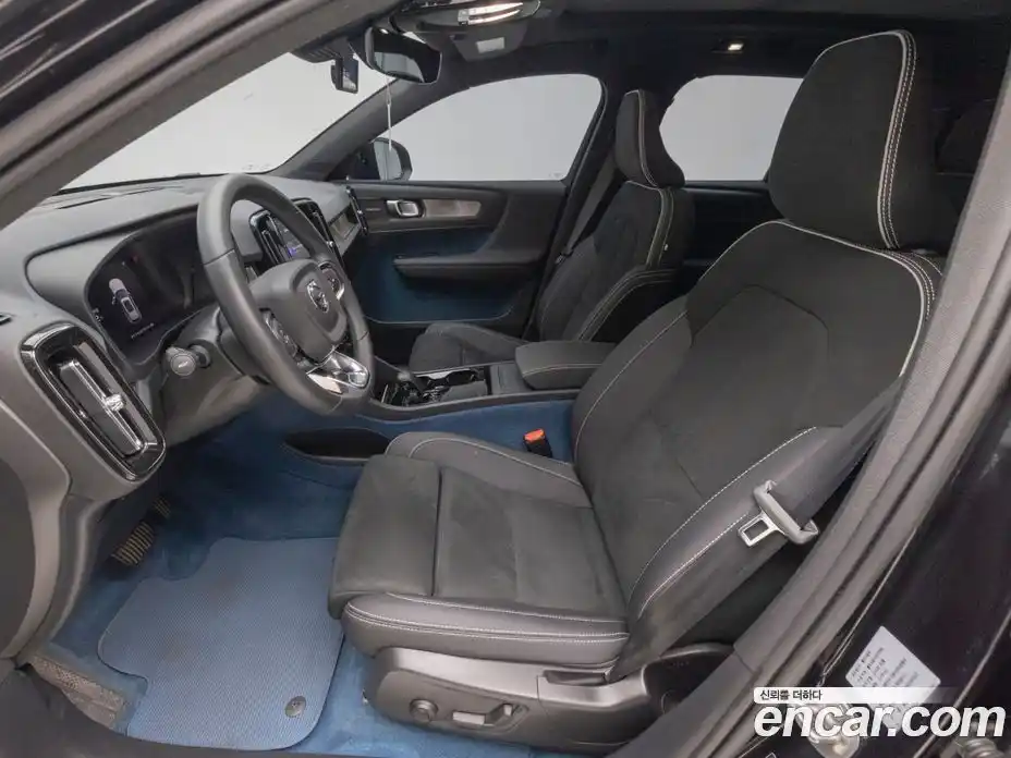 Volvo XC40 2024 0.2 Автомат в Москве № 593848, фото 10