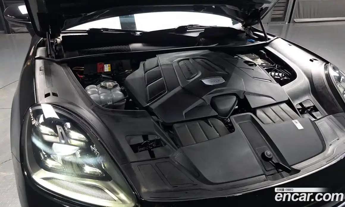 Porsche Cayenne 2019 3.0 Автомат в Москве № 594200, фото 6