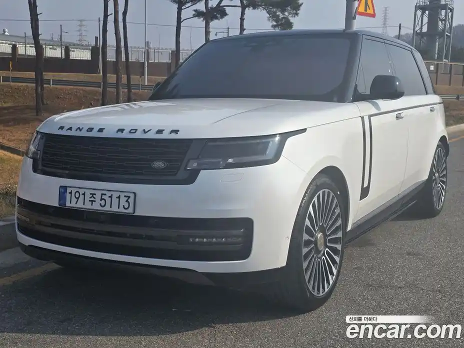Land Rover Range-Rover 2023 4.4 Автомат в Москве № 594928, фото 1