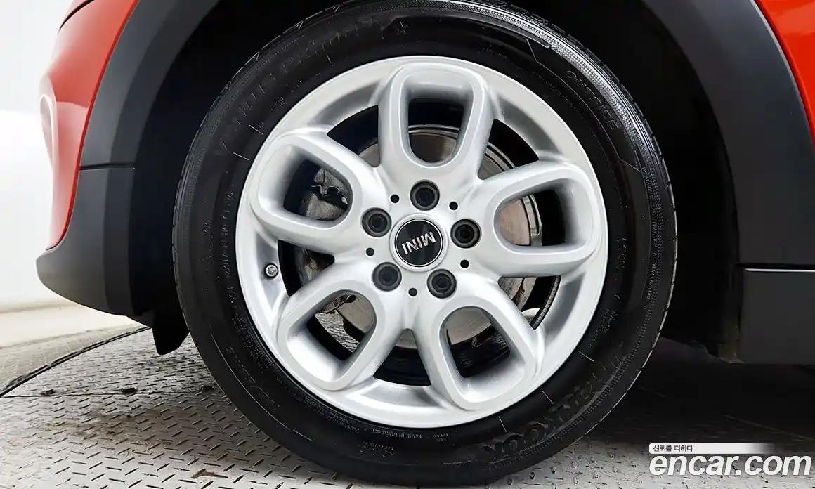 Mini Cooper 2021 1.5 Автомат в Москве № 595241, фото 6