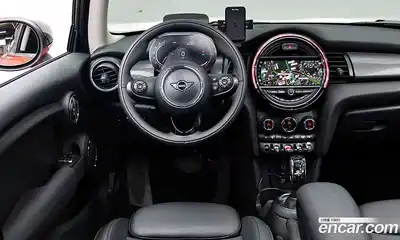 Mini Cooper 2021 1.5 Автомат в Москве № 595241, миниатюра 10
