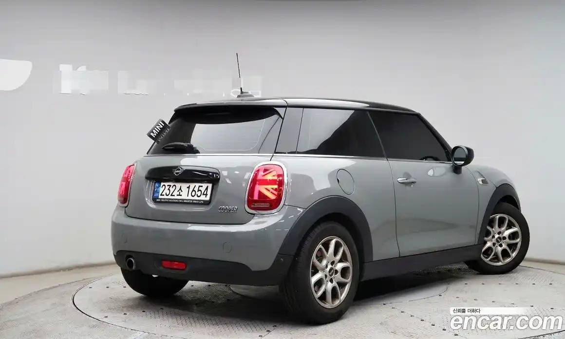 Mini Cooper 2021 1.5 Автомат в Москве № 595285, фото 4