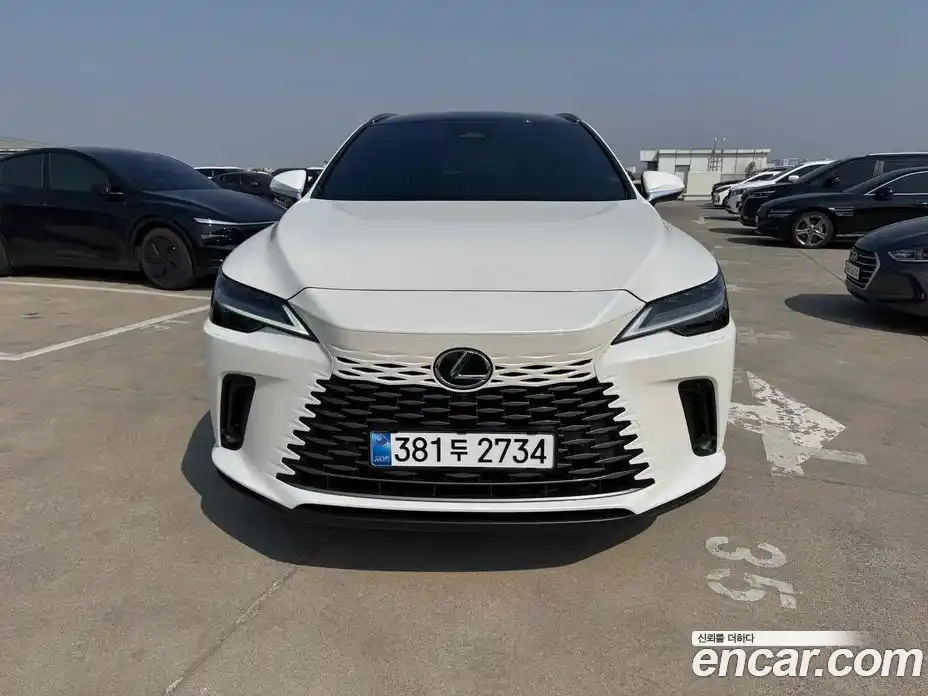 Lexus RX 2025 2.5 Автомат в Москве № 595520, фото 3