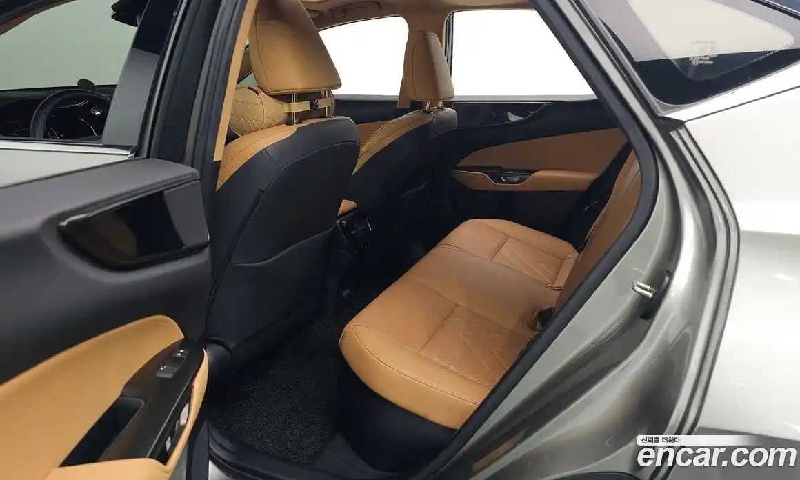 Lexus NX 2023 2.5 Автомат в Москве № 595549, фото 12