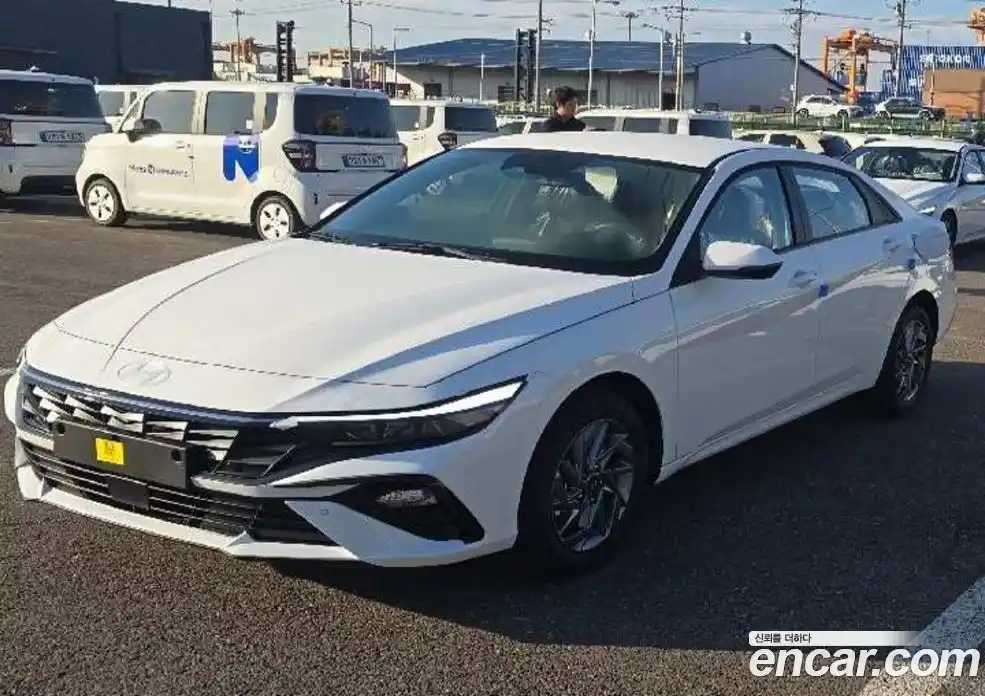 Hyundai Avante 2026 1.6 Автомат в Москве № 607378, фото 2