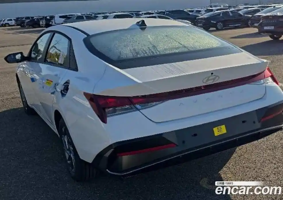 Hyundai Avante 2026 1.6 Автомат в Москве № 607378, фото 10