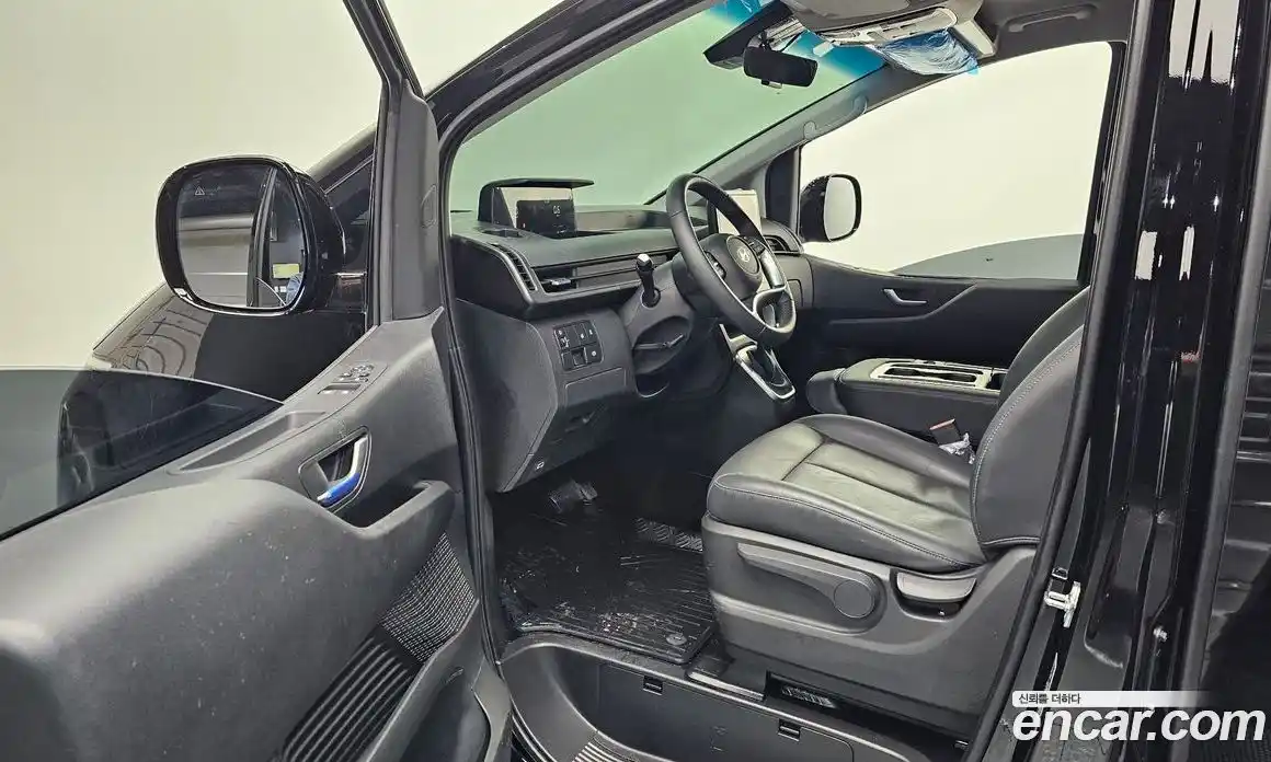 Hyundai Staria 2025 3.5 Автомат в Москве № 607674, фото 9