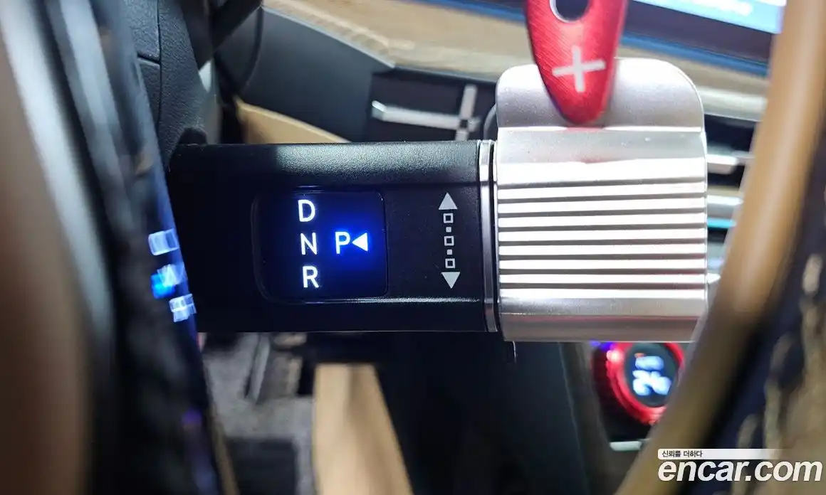 Hyundai Santa Fe 2024 1.6 Автомат в Москве № 607927, фото 9