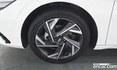 Hyundai Avante 2025 1.6 Автомат в Москве № 608137, миниатюра 4