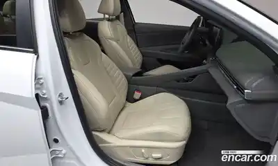 Hyundai Avante 2025 1.6 Автомат в Москве № 608137, миниатюра 9