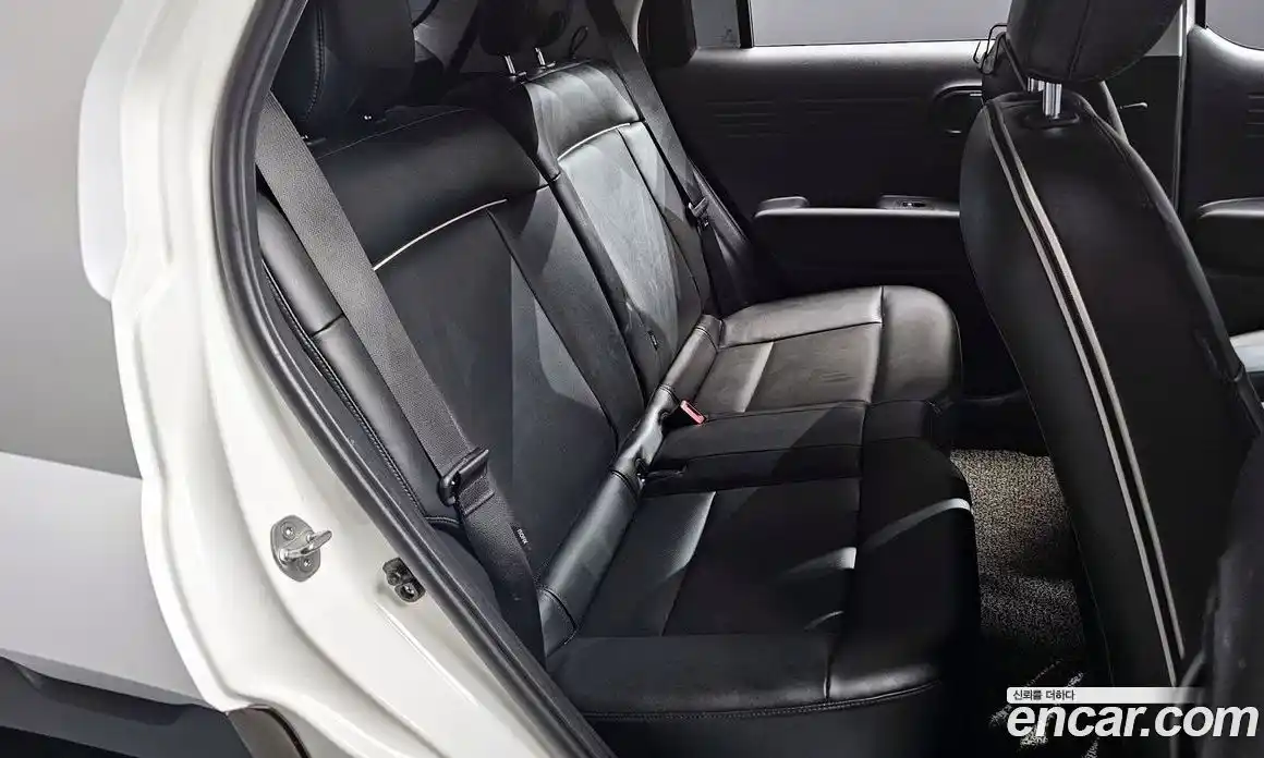 Hyundai Casper 2022 1.0 Автомат в Москве № 608475, фото 12