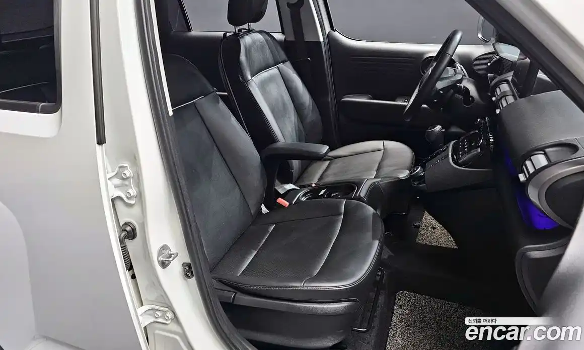 Hyundai Casper 2022 1.0 Автомат в Москве № 608475, фото 10