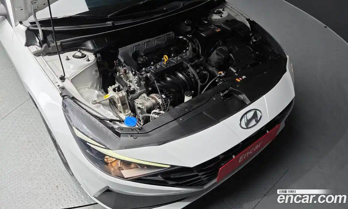 Hyundai Avante 2023 1.6 Автомат в Москве № 608512, фото 6