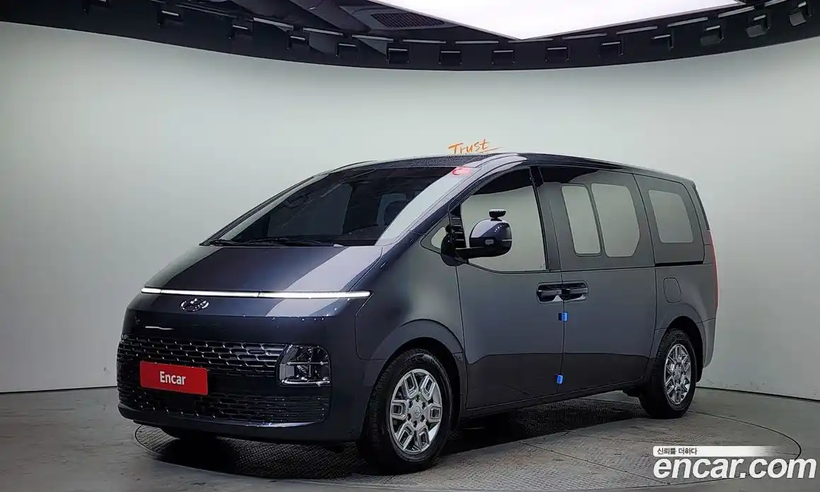 Hyundai Staria 2024 2.2 Автомат в Москве № 608652, фото 1