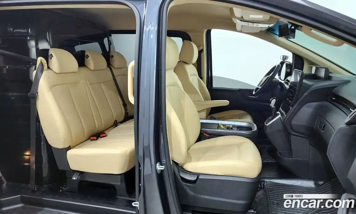 Hyundai Staria 2024 2.2 Автомат в Москве № 608652, фото 12