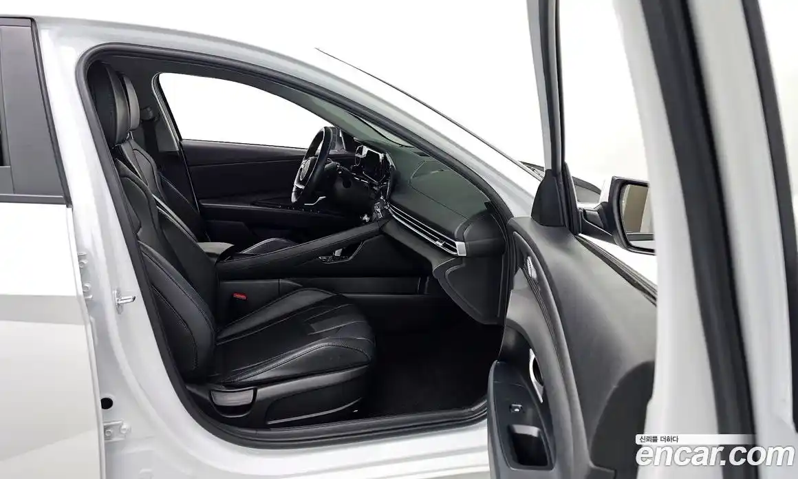 Hyundai Avante 2024 1.6 Автомат в Москве № 608980, фото 11