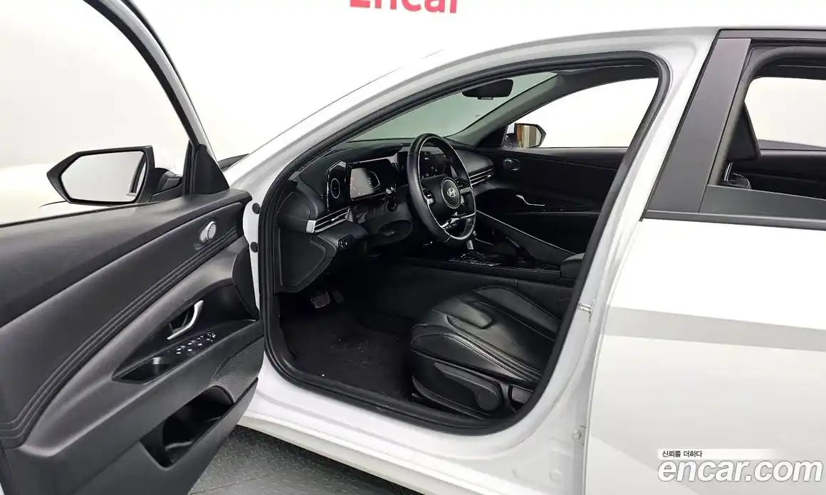 Hyundai Avante 2024 1.6 Автомат в Москве № 608980, фото 10