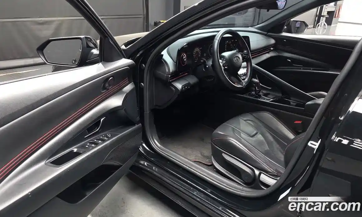 Hyundai Avante 2021 1.6 Автомат в Москве № 609007, фото 10