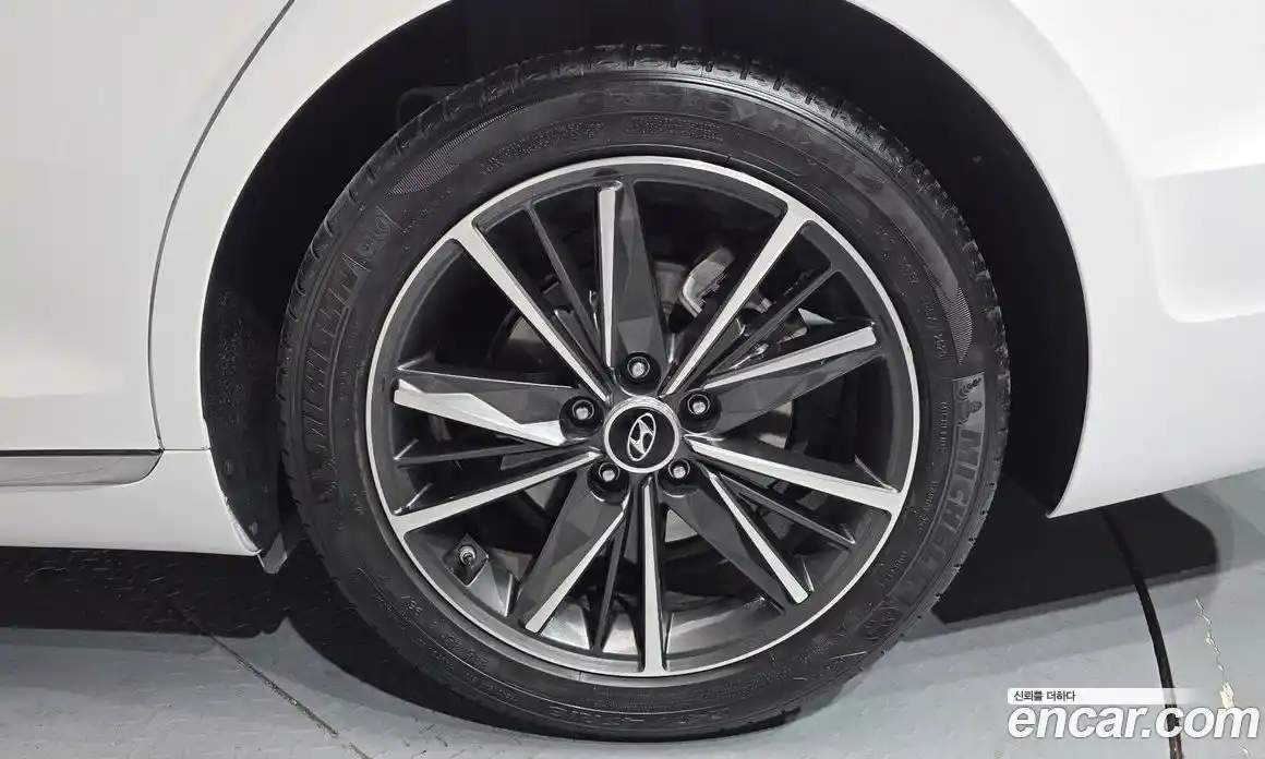 Hyundai Grandeur 2020 3.3 Автомат в Москве № 609189, фото 4