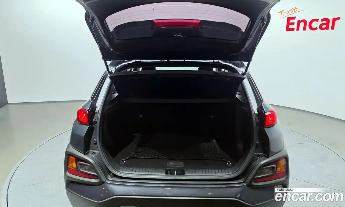 Hyundai Kona 2020 1.6 Автомат в Москве № 609290, фото 20