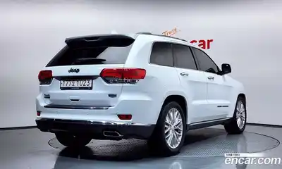 Jeep Cherokee 2018 3.0 Автомат в Москве № 609615, миниатюра 2