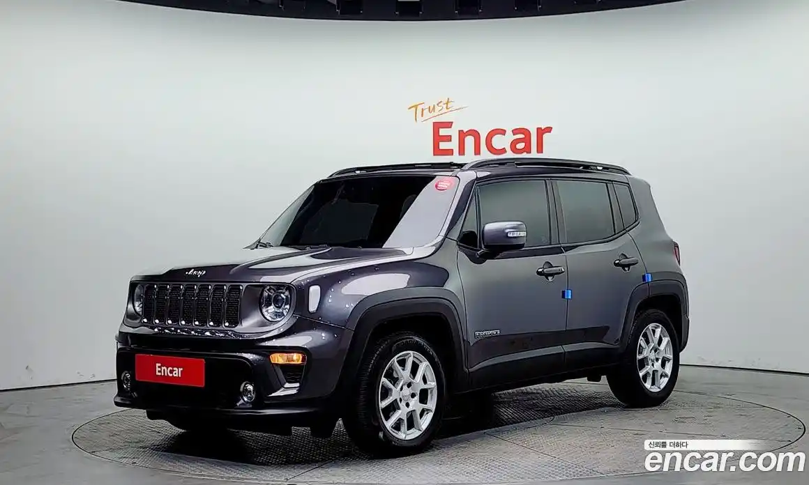 Jeep Renegade 2019 2.4 Автомат в Москве № 609669, фото 1