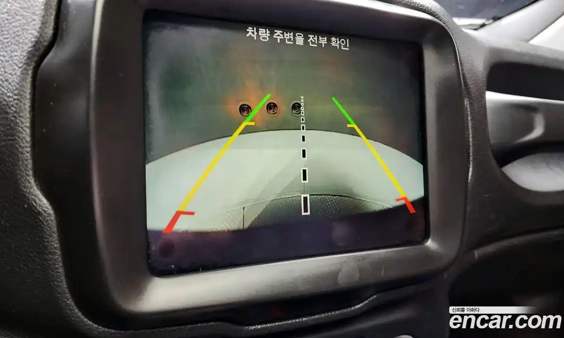 Jeep Renegade 2018 2.4 Автомат в Москве № 609709, фото 16