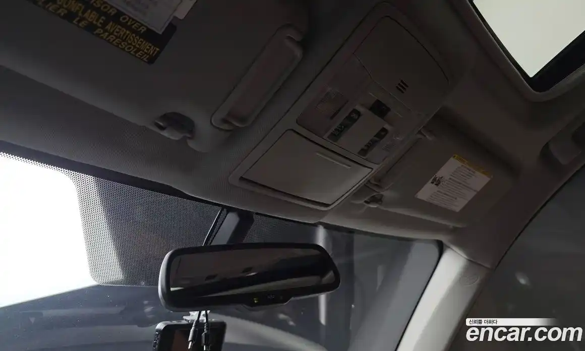 Toyota RAV4 2017 2.5 Автомат в Москве № 609860, фото 19