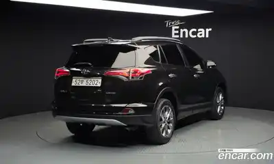 Toyota RAV4 2017 2.5 Автомат в Москве № 609860, миниатюра 2