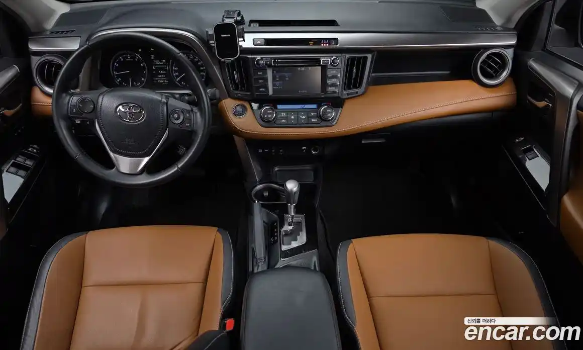 Toyota RAV4 2017 2.5 Автомат в Москве № 609860, фото 7