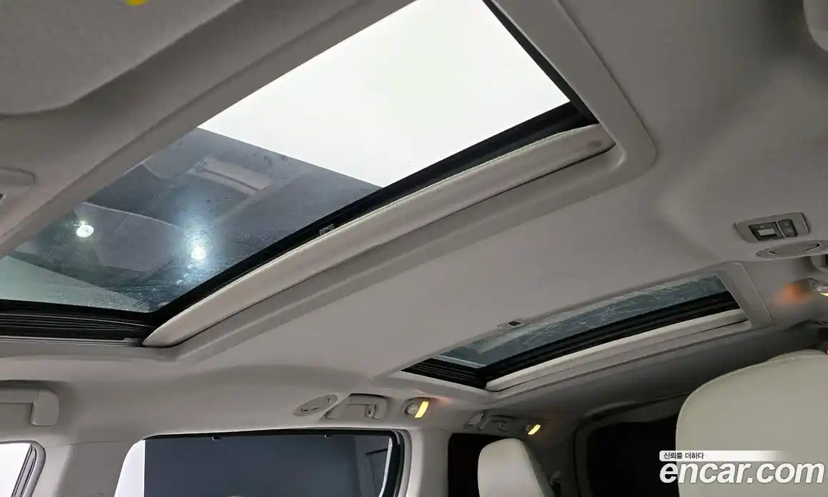 Toyota Sienna 2014 3.5 Автомат в Москве № 609869, фото 18