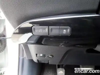 Toyota Prius 2016 1.8 Автомат в Москве № 609943, миниатюра 12