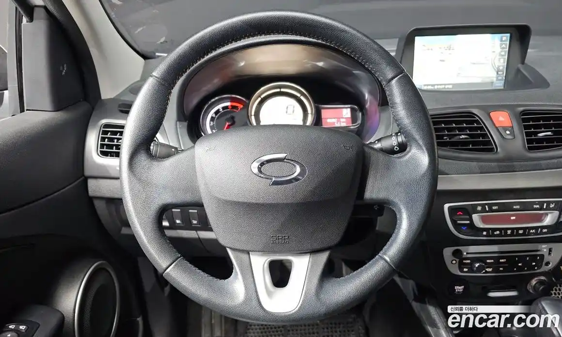 Renault SM3 2017 1.6 Автомат в Москве № 610016, фото 15