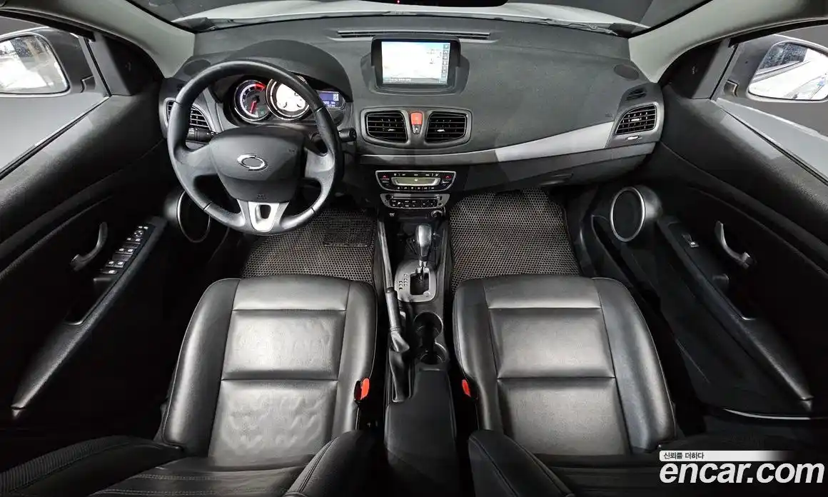 Renault SM3 2017 1.6 Автомат в Москве № 610016, фото 7