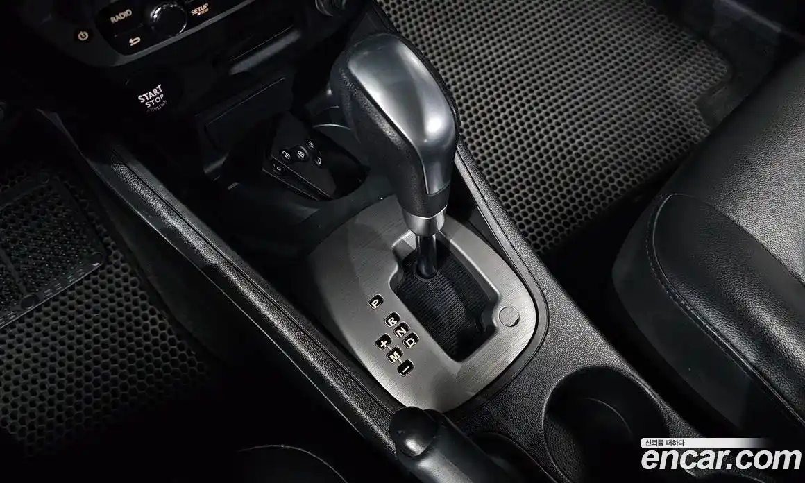 Renault SM3 2017 1.6 Автомат в Москве № 610016, фото 9