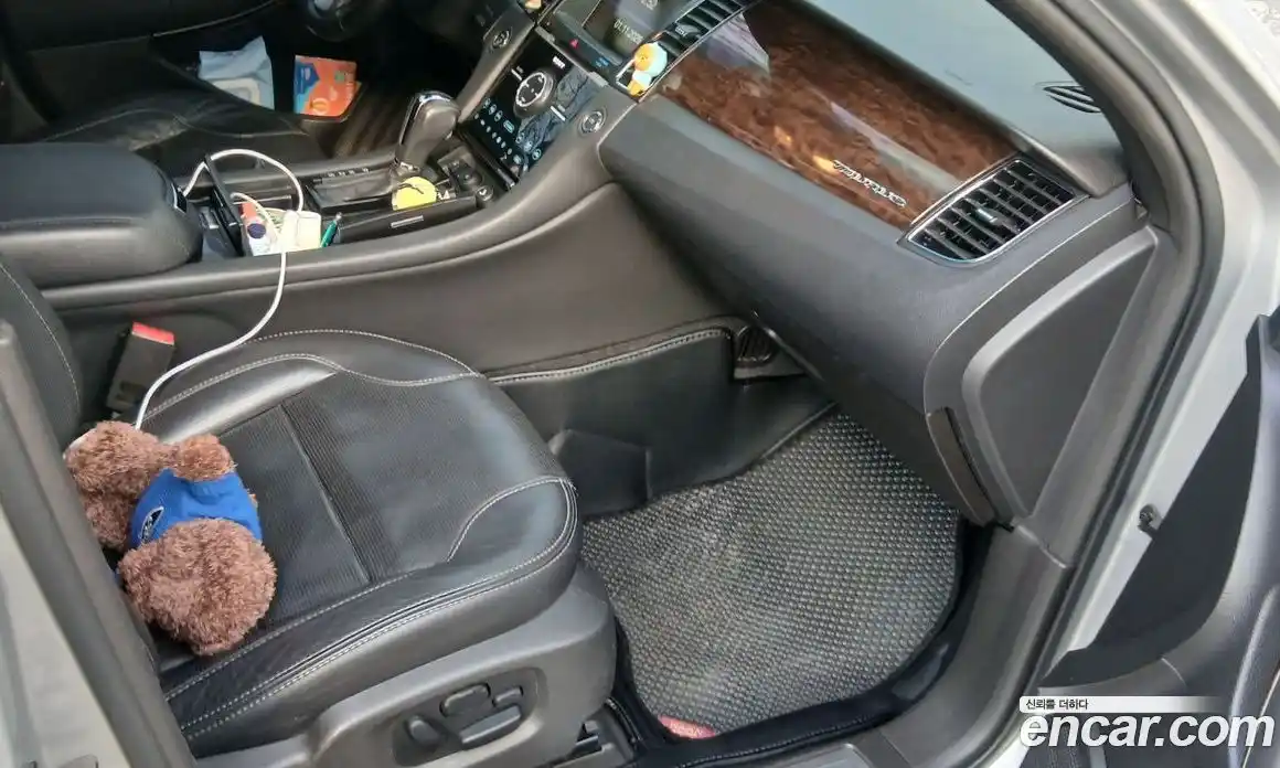 Ford Taurus 2013 3.5 Автомат в Москве № 610400, фото 17