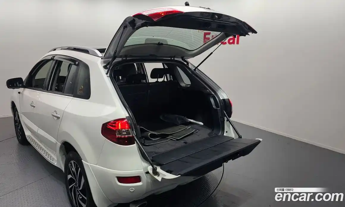 Renault QM5 2016 2.0 Автомат в Москве № 611500, фото 13