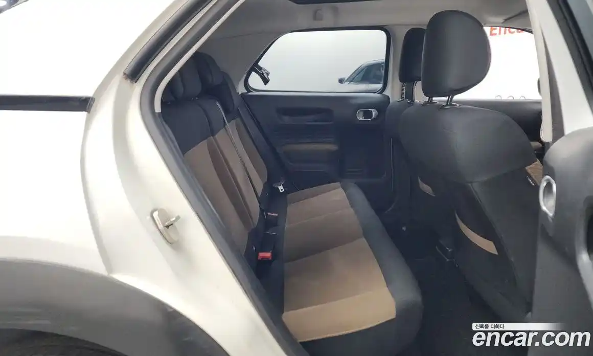 Citroen C4 Cactus 2017 1.6 Автомат в Москве № 611921, фото 12